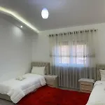 Jurgen House Piskupat