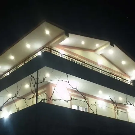 Jurgen House Piskupat